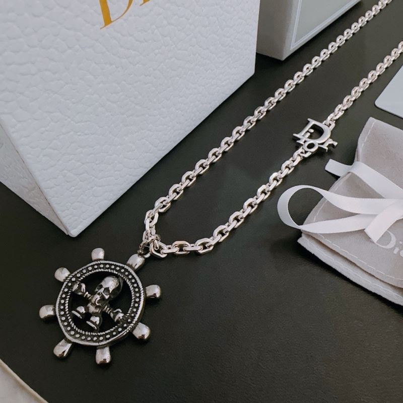 chr1st1an D10r necklaces